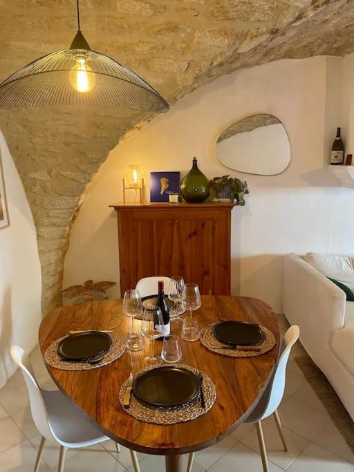 Charmante Maison De Village Au Pied Du Luberon Cabrieres-d'Aigues Eksteriør bilde