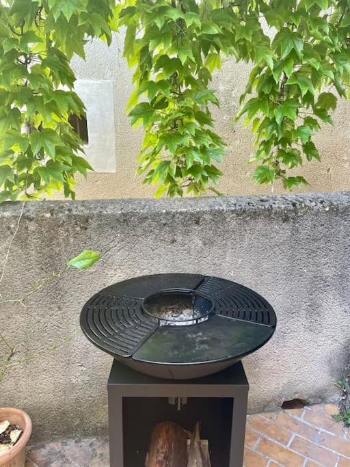 Charmante Maison De Village Au Pied Du Luberon Cabrieres-d'Aigues Eksteriør bilde